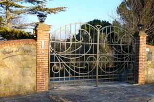 gate-3-iron